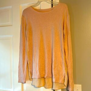 Ladies very light weight pink sweater